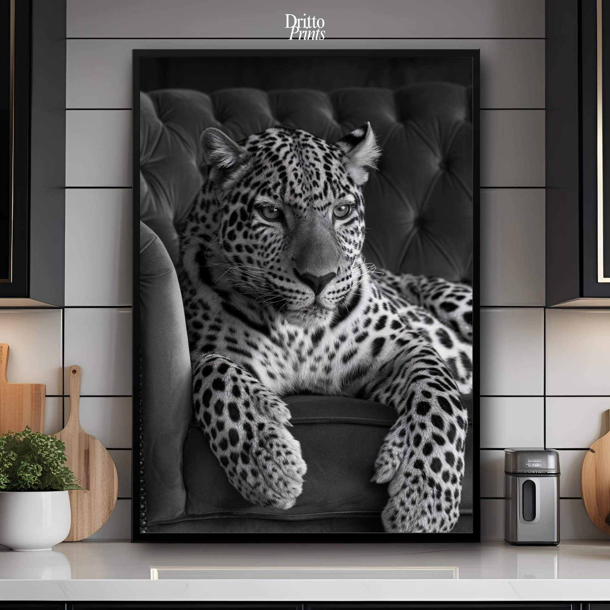 (FD8) The Silent Leopard - Framed matte paper poster