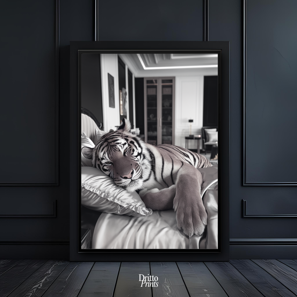 (FD4) The Resting King - Framed matte paper poster