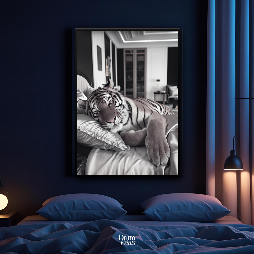 (FD4) The Resting King - Framed matte paper poster